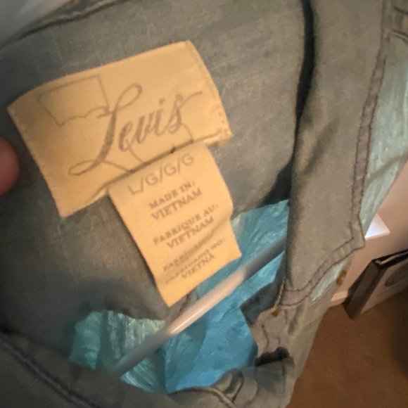 Levis light jean sleeveless high low button down - Picture 3 of 6